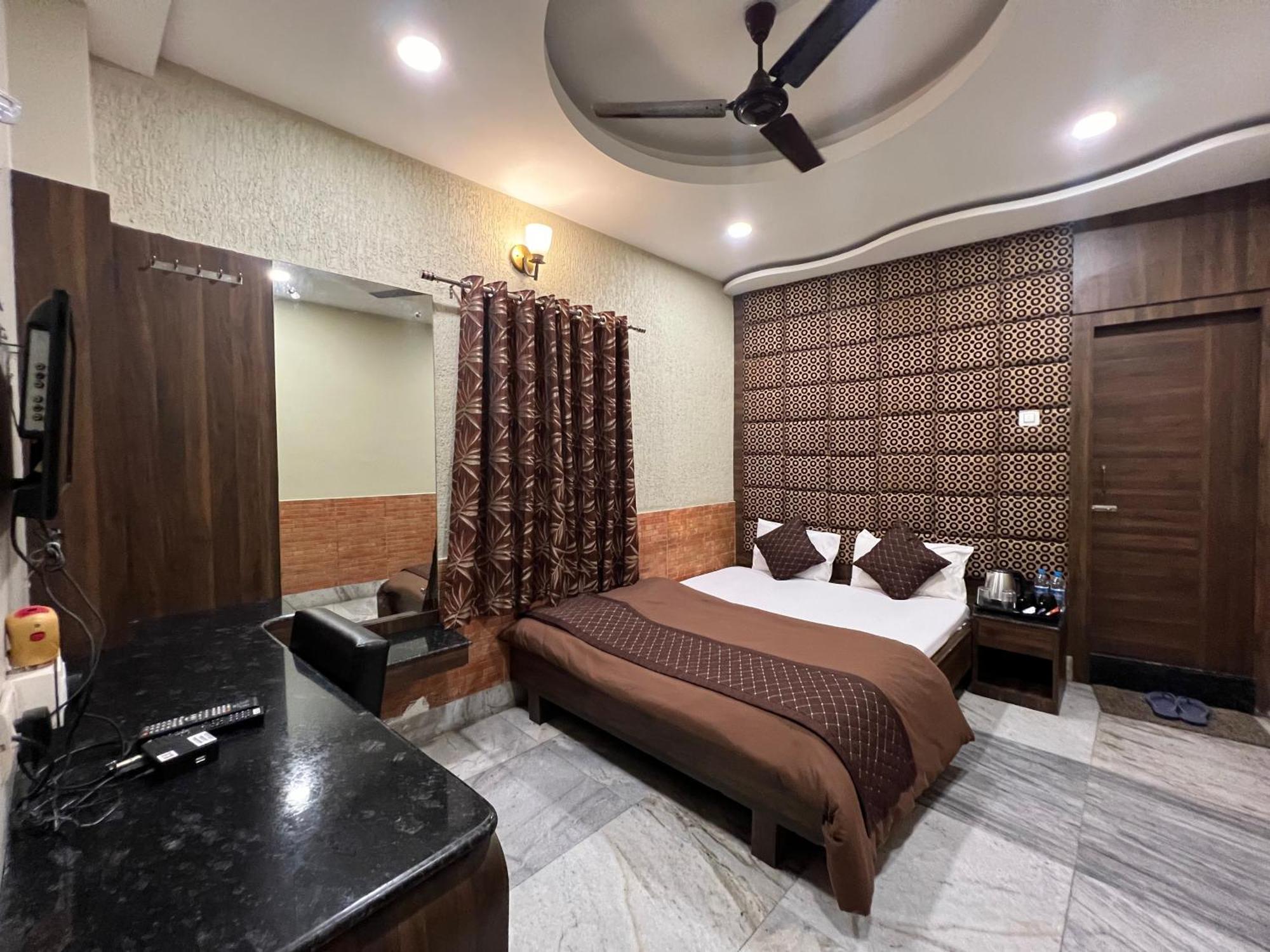 Hotel Sabera Siliguri Esterno foto