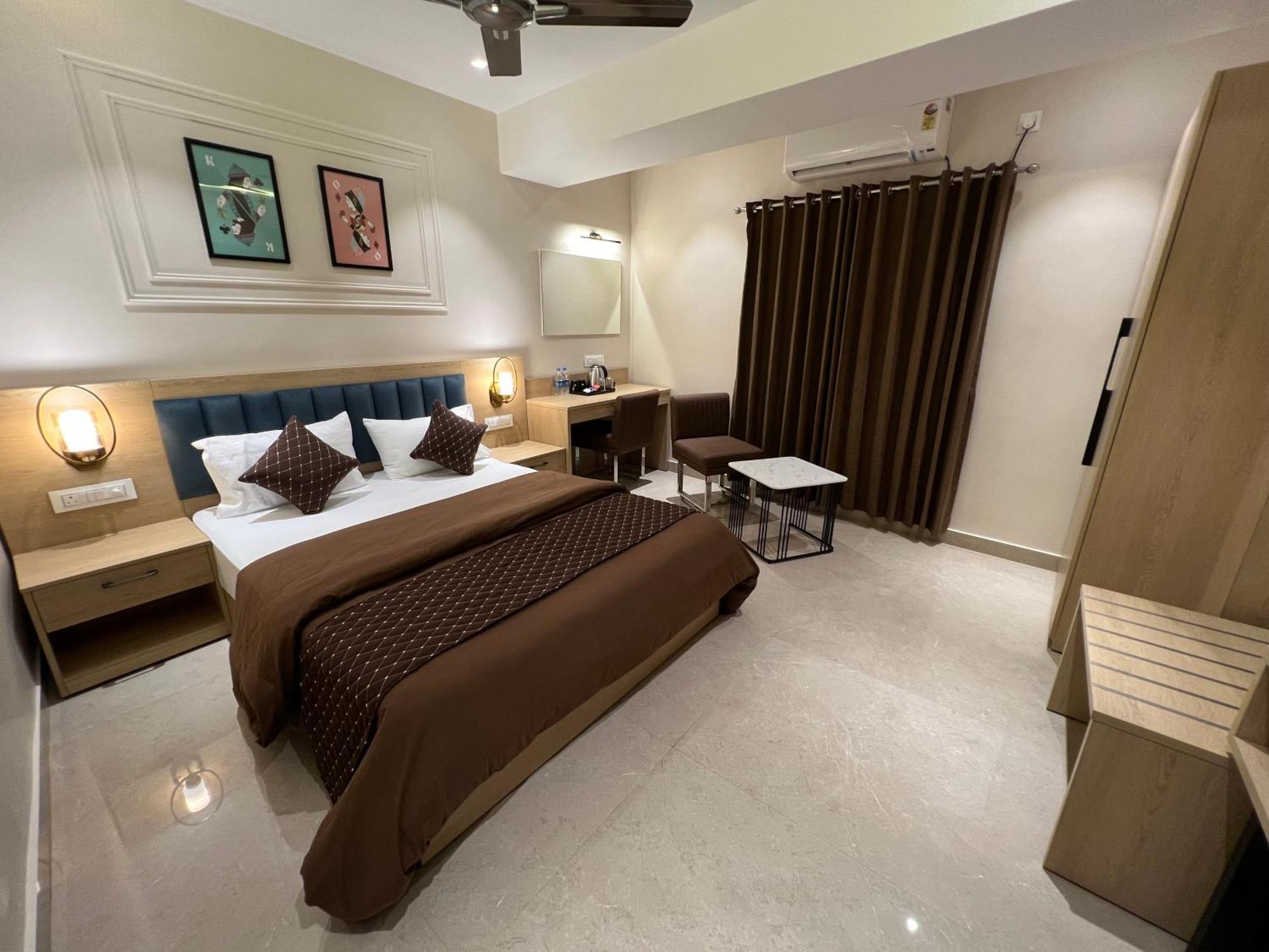 Hotel Sabera Siliguri Esterno foto